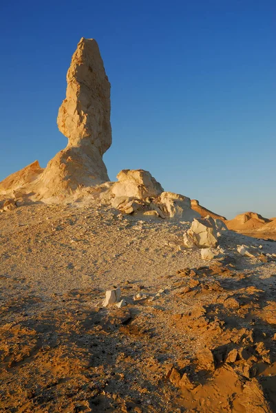 Gün Batımında Sahara Western Beyaz Çölü Nde Soyut Doğa Kaya — Stok fotoğraf