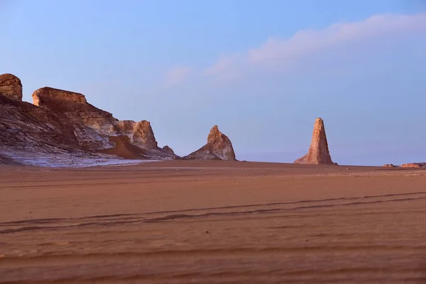 Torre Montanhas Aqabat Deserto Nascer Sol Rosa África Saara Egipto — Fotografia de Stock