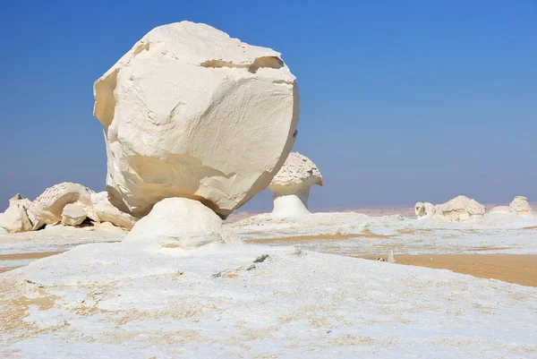 Güzel Soyut Doğası Kaya Oluşumları Western Beyaz Güneş Doğarken Sahara — Stok fotoğraf