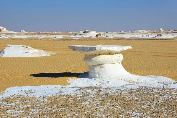 Güzel Soyut Doğası Kaya Oluşumları Western Beyaz Güneş Doğarken Sahara — Stok fotoğraf