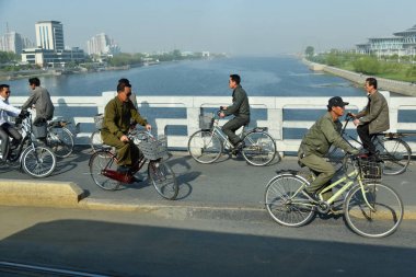 Pyongyang, Kuzey Kore. Sokak sahnesi