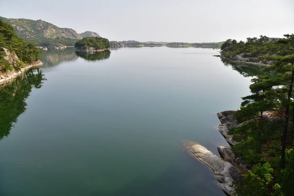 Пейзаж озера Самильпо. КНДР — стоковое фото