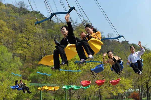 Pchjongjang, Severní Korea. Lidé — Stock fotografie