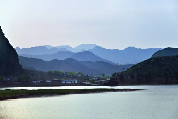 Северная Корея. Деревня — стоковое фото