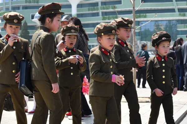 Pjöngjang, Nordkorea. Kinder — Stockfoto