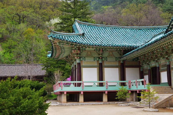 Buddhistklostret Bohen i Nord Korea — Stockfoto