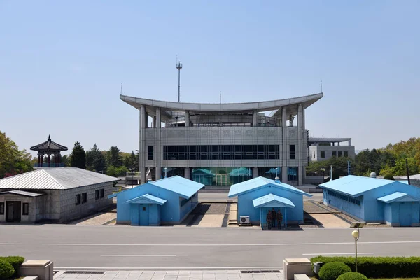 North Korean. The demarcation line between South and North Kore — Stock Photo, Image