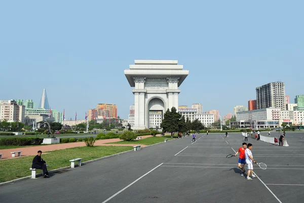 Pyongyang, Noord-Korea. Pyongyang, triomfboog — Stockfoto