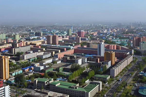 Corea del Norte, Pyongyang. Vista de la ciudad desde arriba — Foto de Stock