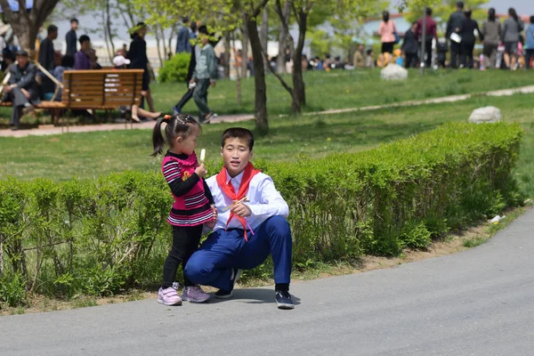 Пхеньян, Северная Корея. Дети — стоковое фото