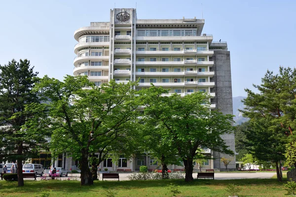 位于朝鲜钻石山的金刚山酒店 — 图库照片