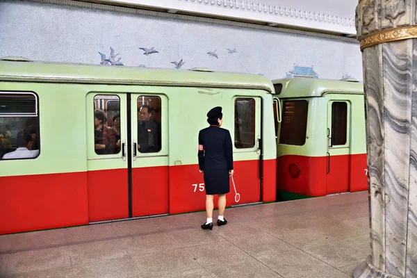 Pyongyang, North Korea. Metro station — Stock Photo, Image