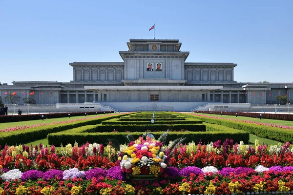 Mausoléu. Pyongyang, Coreia do Norte — Fotografia de Stock