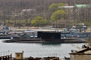  Savaş gemisi denizaltıları İskeleye demirlemiş. Vladivostok, Rusya Federasyonu 