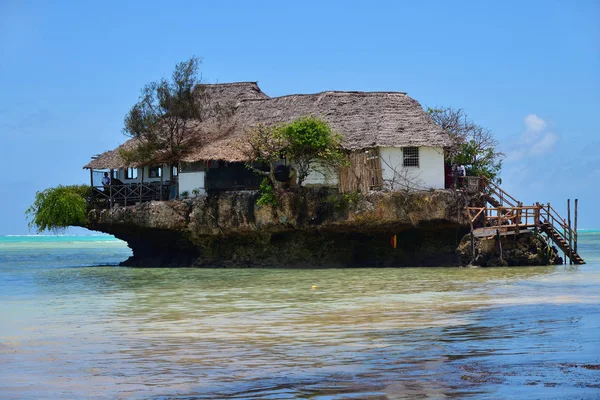 Le célèbre restaurant Rock endroit incroyable, Pingwe, Zanzibar, T — Photo