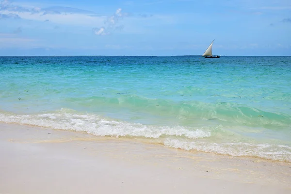 Barco Dhow. Zanzibar, Tanzânia, África — Fotografia de Stock