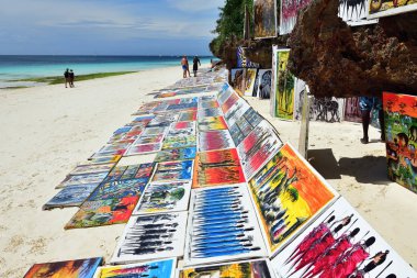 Sahilde resim yapmak, Kendwa, Zanzibar, Tanzanya, Afrika
