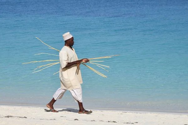 Local man on a beach, Kendwa, Zanzibar, Tanzania, Africa — Stock Photo, Image