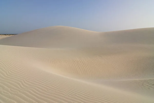 Grandi Dune Sabbia Bianca Sulla Spiaggia Aomak Tramonto Isola Socotra — Foto Stock