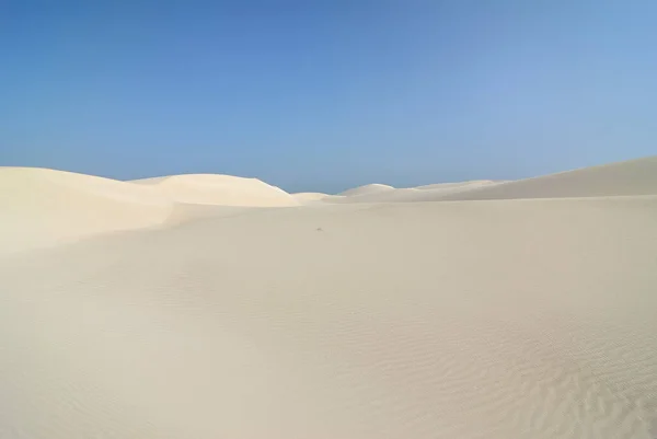 Grandi Dune Sabbia Bianca Sulla Spiaggia Aomak Tramonto Isola Socotra — Foto Stock