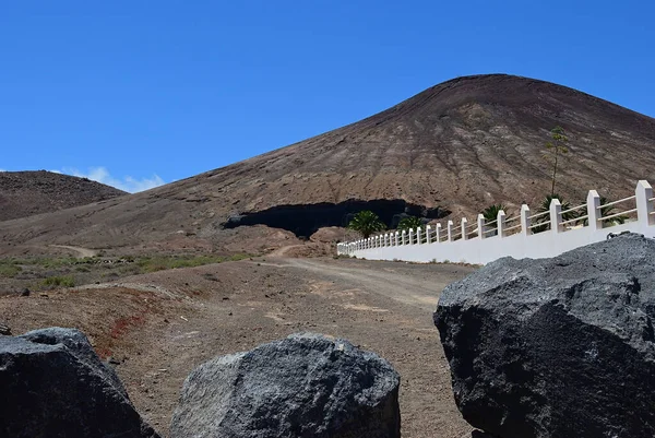 Απέραντο Κενό Και Μοναξιά Του Ηφαιστειακού Τοπίου Της Ερήμου Λανζαρότε — Φωτογραφία Αρχείου