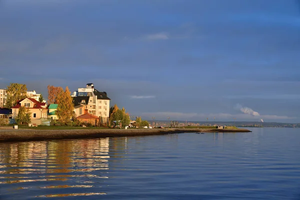 Petrozavodsk Carelia Russia Settembre 2020 Argine Petrozavodsk Del Lago Onega — Foto Stock