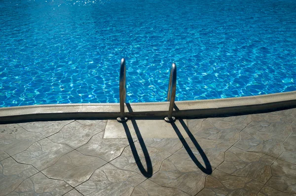 Eintritt Ins Schwimmbad Blaues Wasser Schwimmbad — Stockfoto