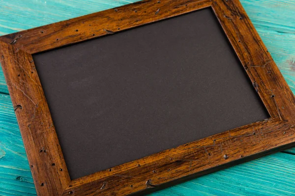 Vintage Leisteen Krijtbord Houten Ondergrond — Stockfoto