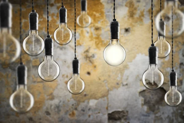 Idea Concetto Leadership Vintage Lampadine Incandescente Tipo Edison Sulla Parete — Foto Stock