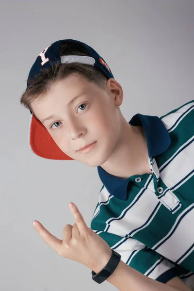 Boy Posing Fashionable Baseball Cap Studio — Stock Photo, Image