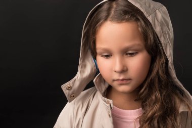 stüdyoda sonbahar giysiler içinde poz kızlar