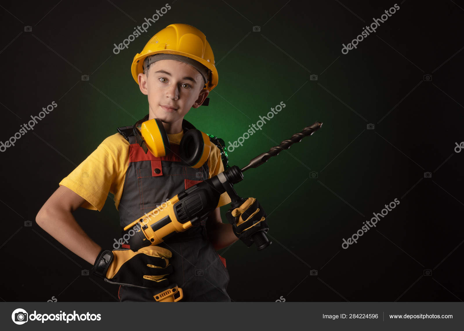 builder costume child