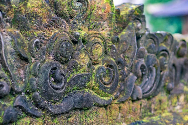 Decoração Esculpida Partir Pedra Estilo Balinês Tradicional Decoração Oriental Templo — Fotografia de Stock