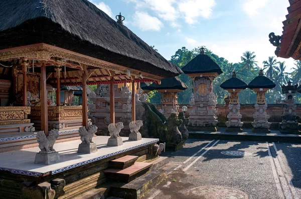 Gården Traditionell Balinesisk Tempel Staden Ubud Bali Indonesien — Stockfoto