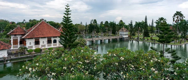 Panoramautsikt Över Kungliga Vattenpalatset Taman Ujung Park Bali Indonesien — Stockfoto