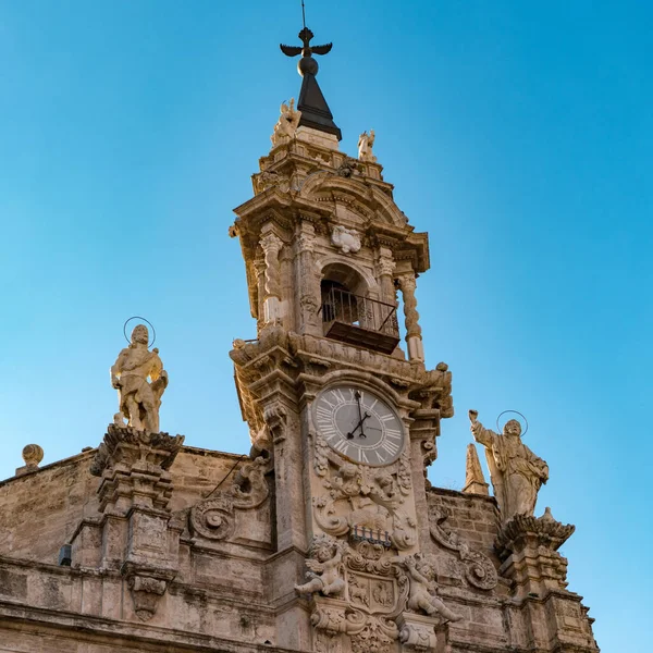 Orologio Sulla Torre Dell Orologio Della Chiesa Cattolica San Juan — Foto Stock