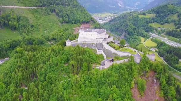 Hohenwerfen 城堡空中奥地利 — 图库视频影像