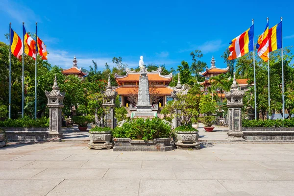 Long Son Pagoda Chua Long Son Een Boeddhistische Tempel Stad — Stockfoto