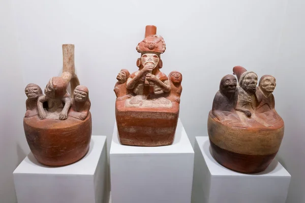 ペルーのリマにあるラルコ博物館でリマ ペルー 2015 エロの陶器 — ストック写真