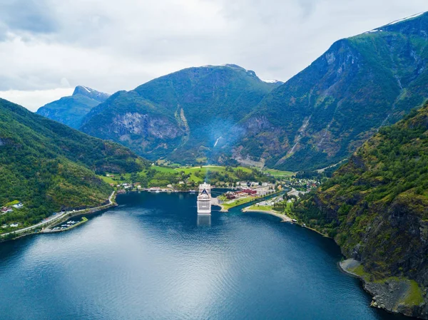 Flam Pueblo Flamsdalen Aurlandsfjord Una Rama Sognefjord Municipio Aurland Noruega —  Fotos de Stock