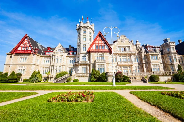 Palácio Magdalena Palácio Magdalena Palácio Localizado Península Magdalena Santander Espanha — Fotografia de Stock