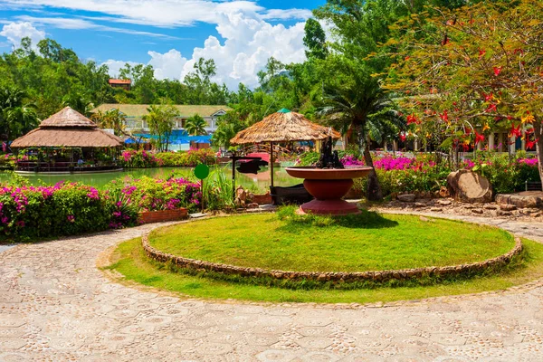 Jardin Bain Boue Thap Dans Ville Nha Trang Vietnam — Photo