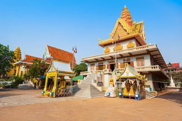 Wat Ounalom Buddhist Temple Located Sisowath Quay Royal Palace Phnom — Stock Photo, Image