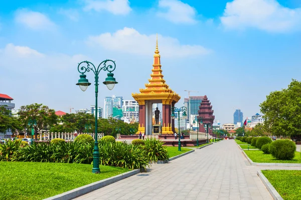 Socha Krále Otce Norodom Sihanouka Nachází Phnom Penh Kambodži — Stock fotografie