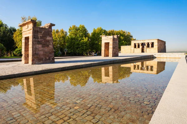 Madrid, İspanya 'daki Debod Tapınağı — Stok fotoğraf