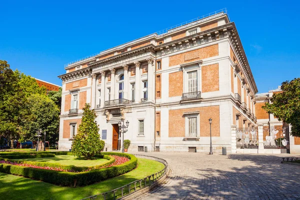 Prado nationaal kunstmuseum in Madrid, Spanje — Stockfoto