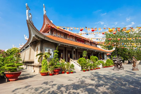 Vinh Nghiem Tempel, Ho Chi Minh — Stockfoto