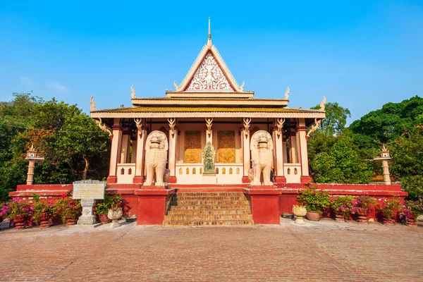 Templo de Wat Phnom, Phnom Penh — Fotografia de Stock