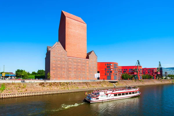 Ciudad de Duisburgo skyline en Alemania — Foto de Stock