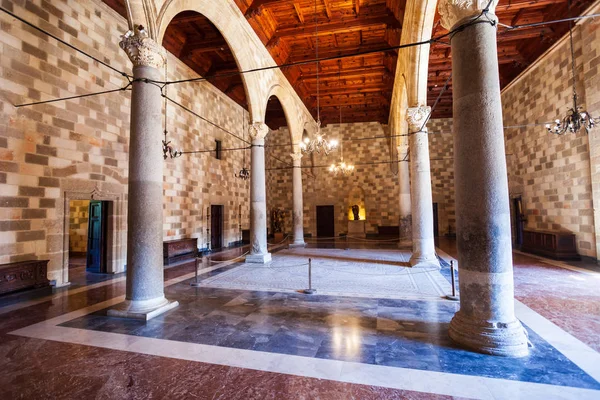 Grand Master Palace in Rhodes — Stock Photo, Image